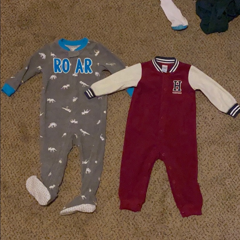 Carters 12M & 18M pjs